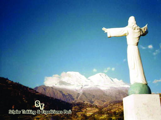 Cristo Redentor de los Andes - Nevado Huascarán